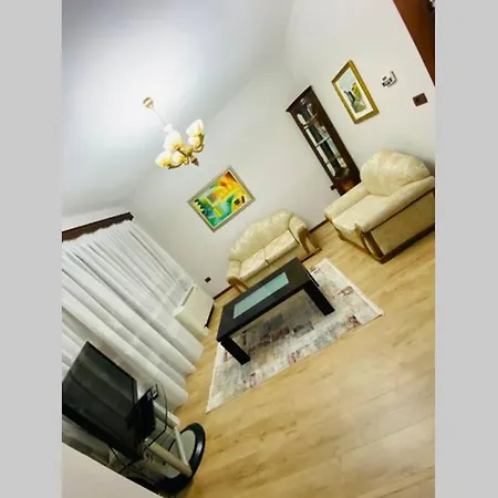 Appartamento Stela's Korce